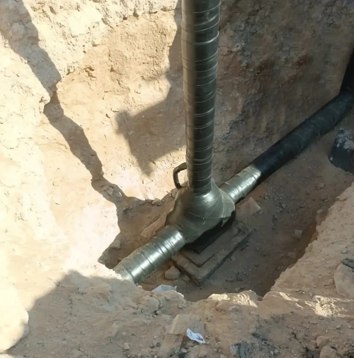 Viscotaq Viscous Elastic Wrapping (Viscopaste, Viscowrap HT and PVC Outerwrap) on Valve
